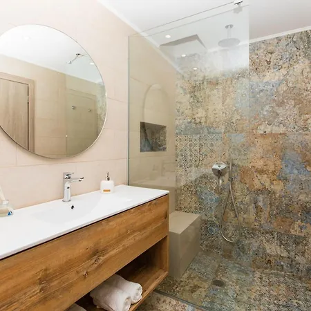 Ekaterini Luxury House Holiday home